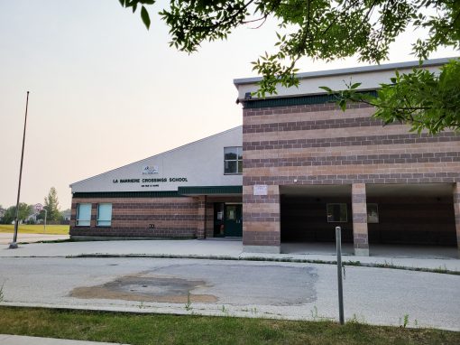 Barriere Crossings School